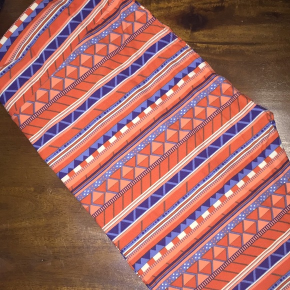 LuLaRoe Pants - NWT LuLaRoe TC Leggings - Orange Tribal